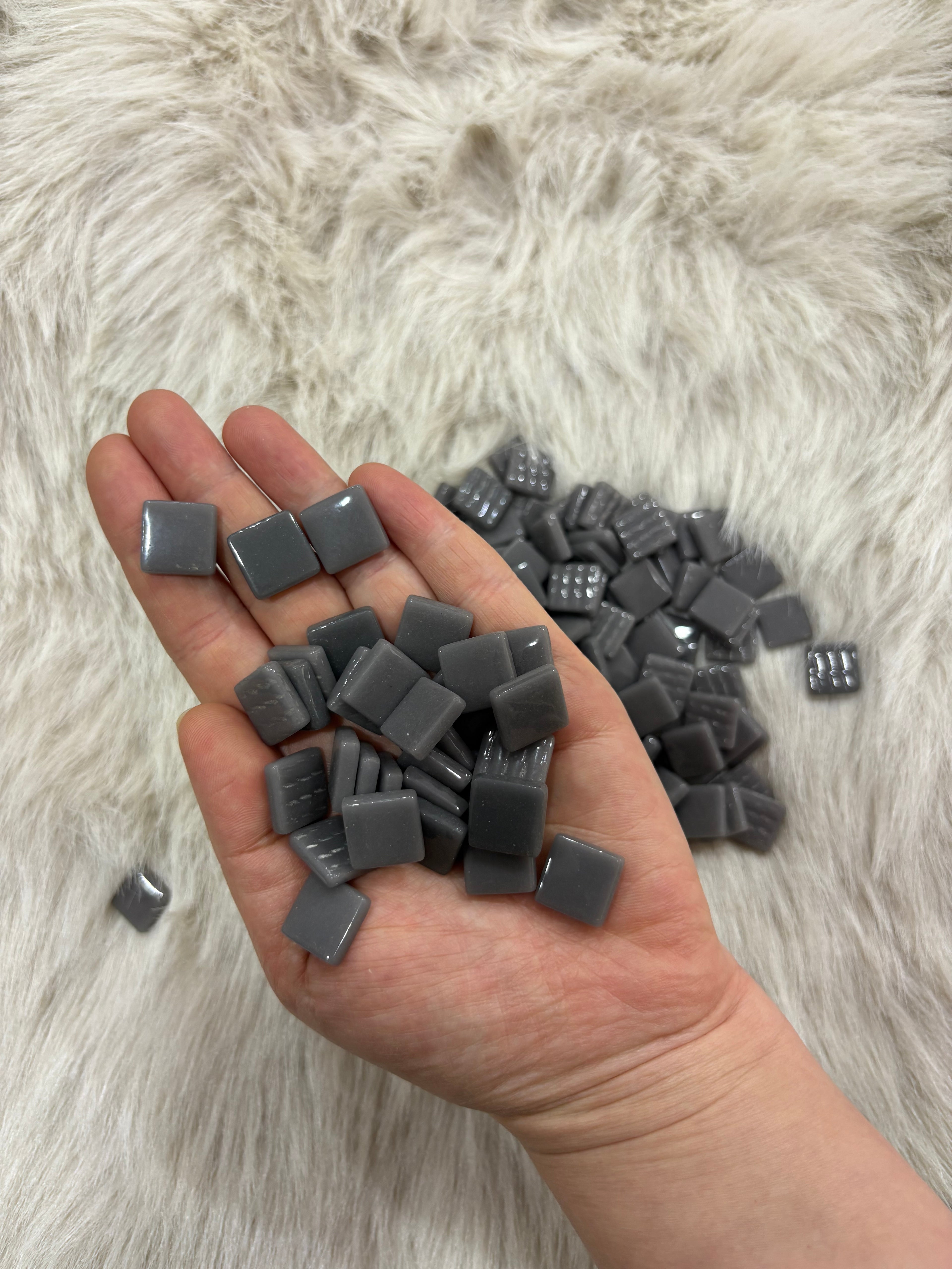 KM-03 Koyu Gri Sanatsal Mozaik 15x15mm