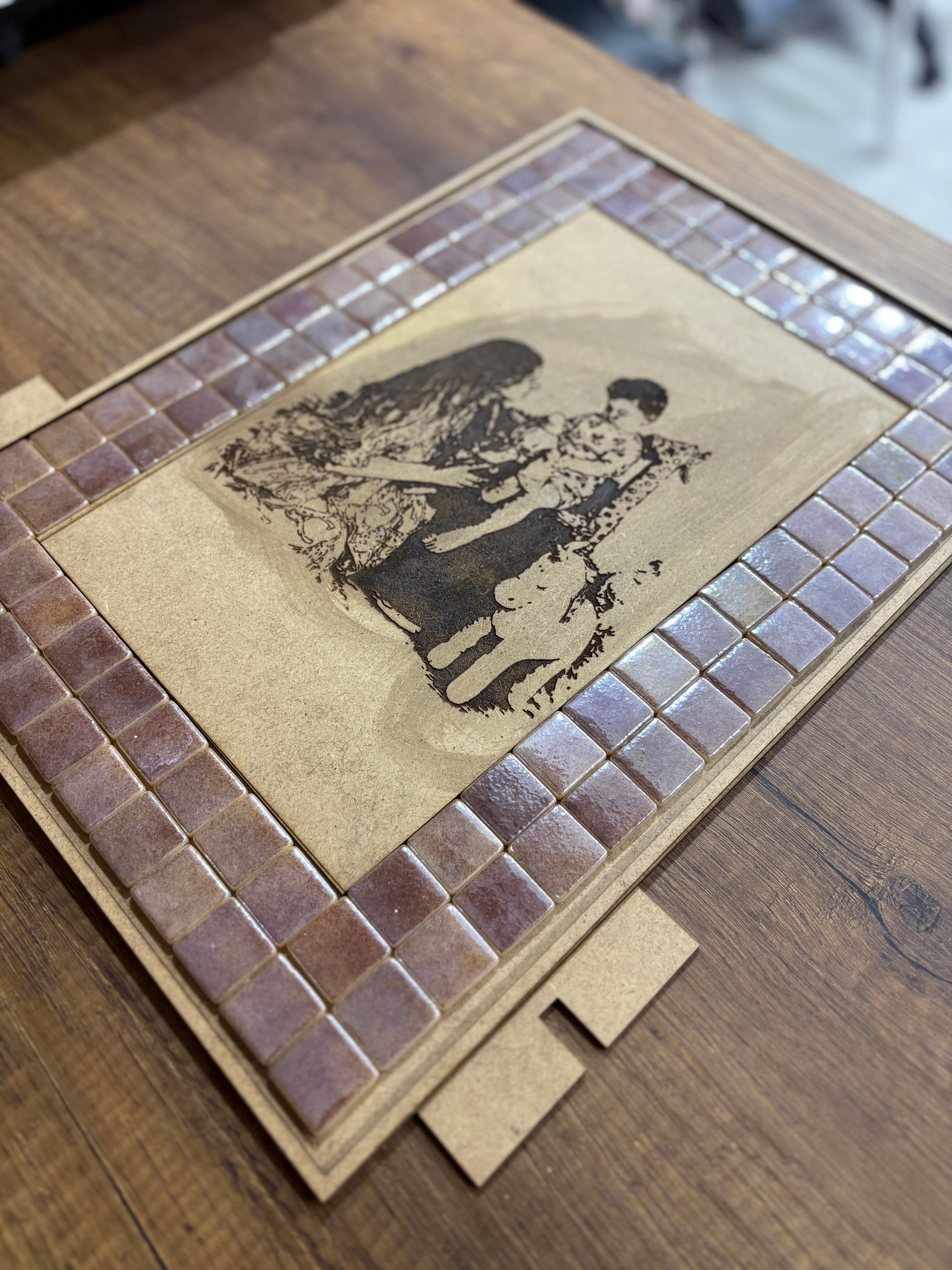 31x43cm Mozaik Tablo Ahşap Kazımalı (Anneler Günü Özel)