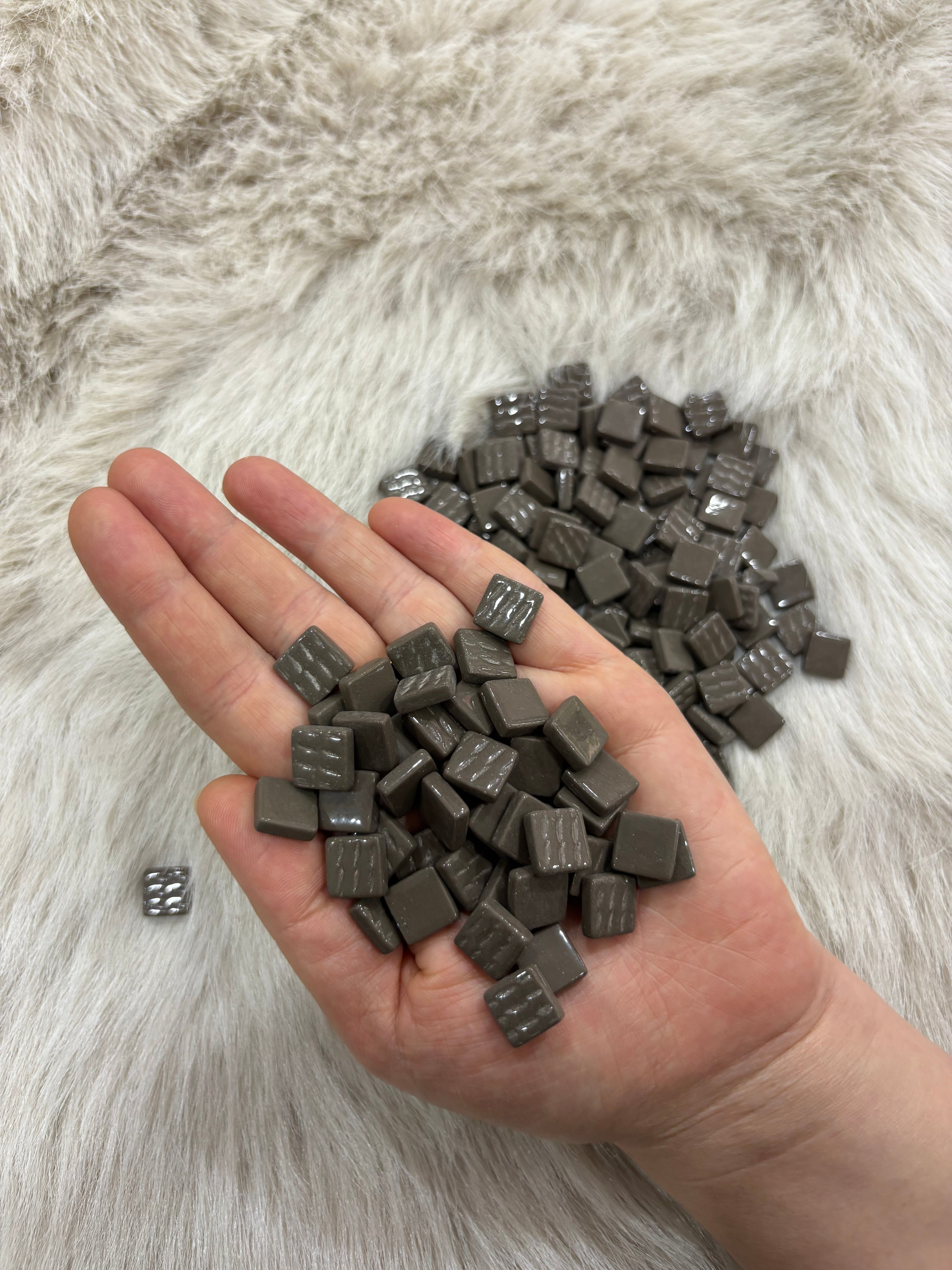KM-01 Haki Gri Sanatsal Mozaik 12x12mm