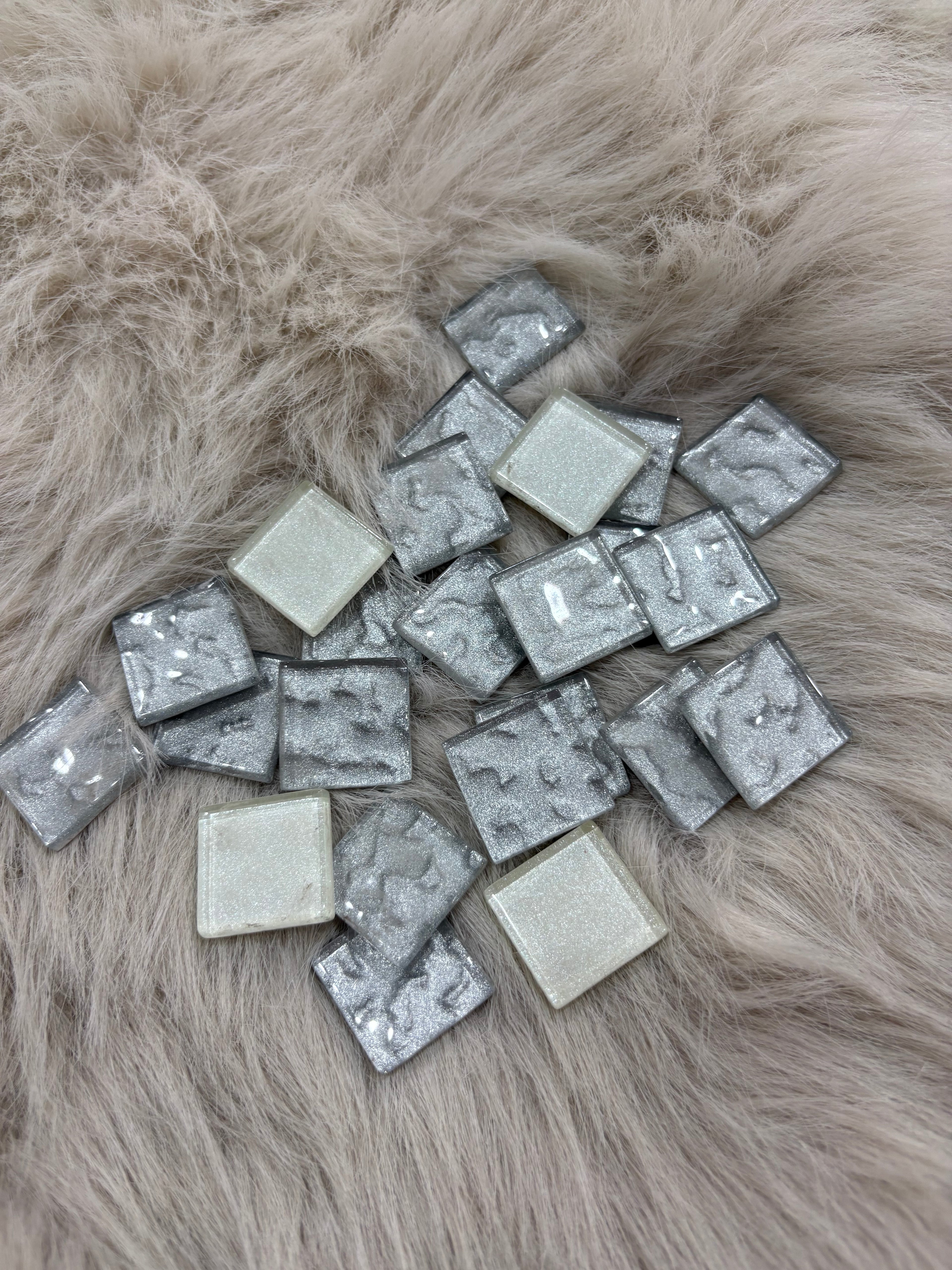 Sanatsal Kristal Mozaik KS-53 23x23mm Dalgalı Gümüş