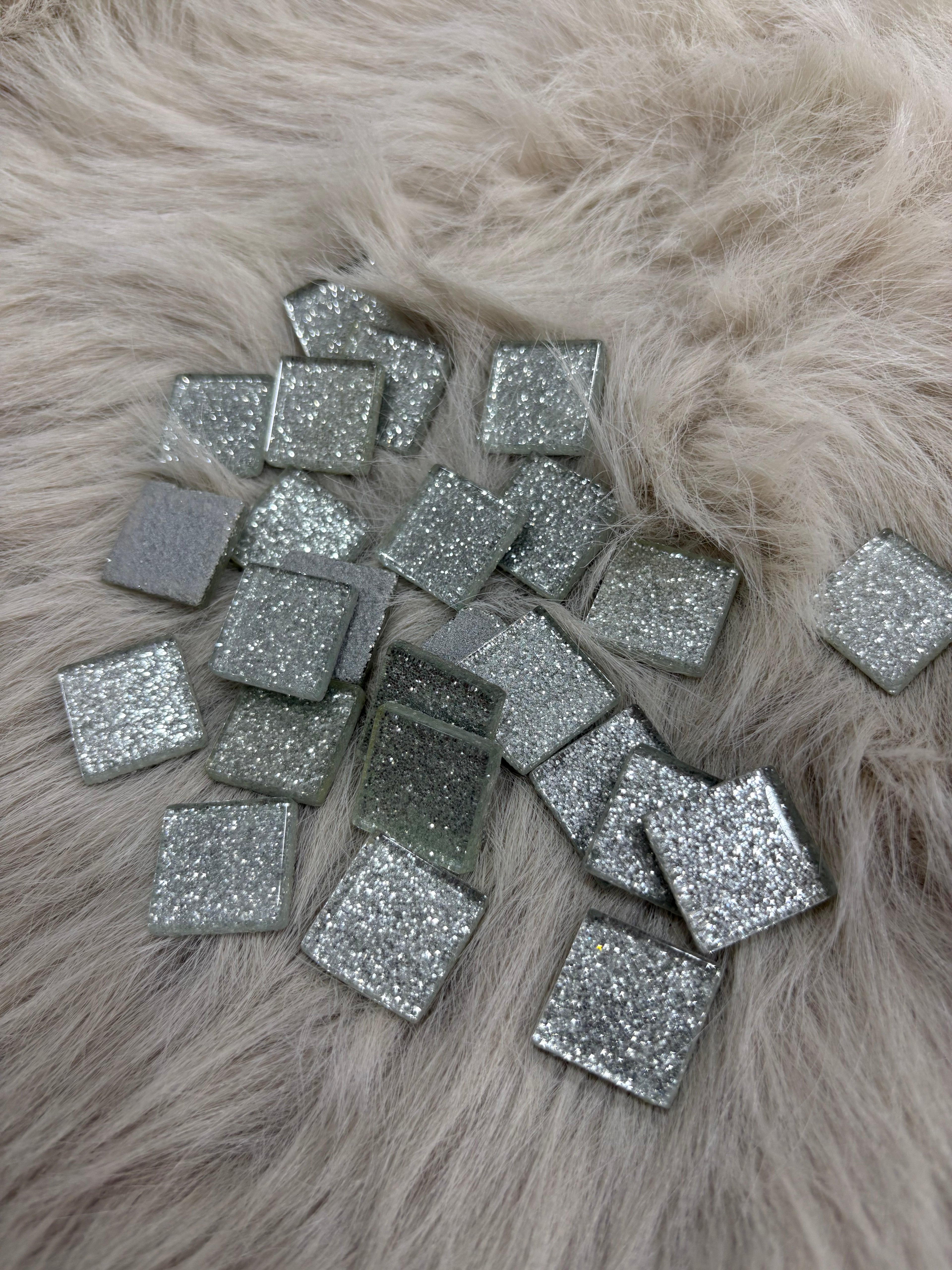Sanatsal Kristal Mozaik KS-52 23x23mm Simli Gümüş