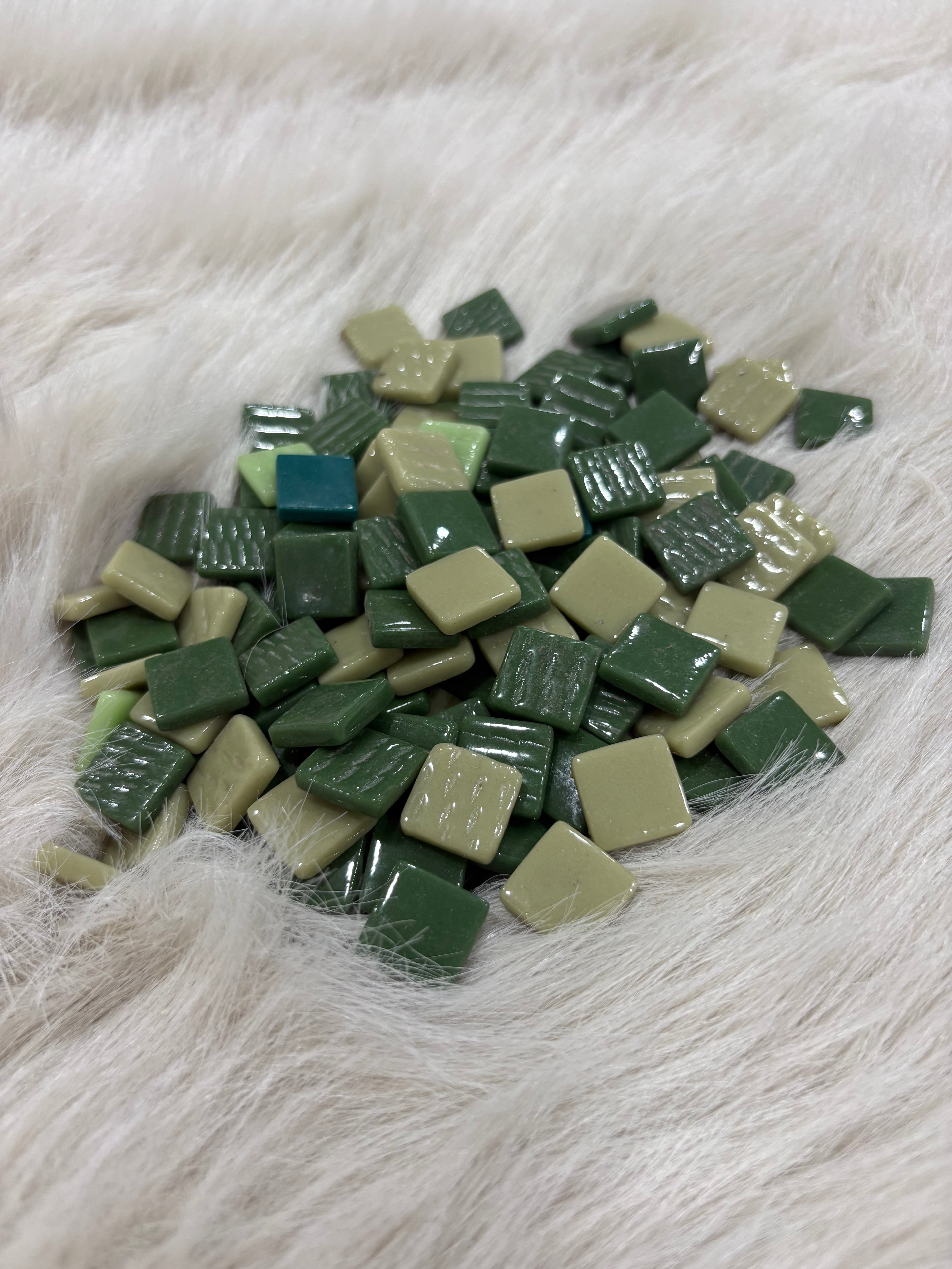 MX-04 Yeşil Mix Tonlar Sanatsal Mozaik 15x15mm