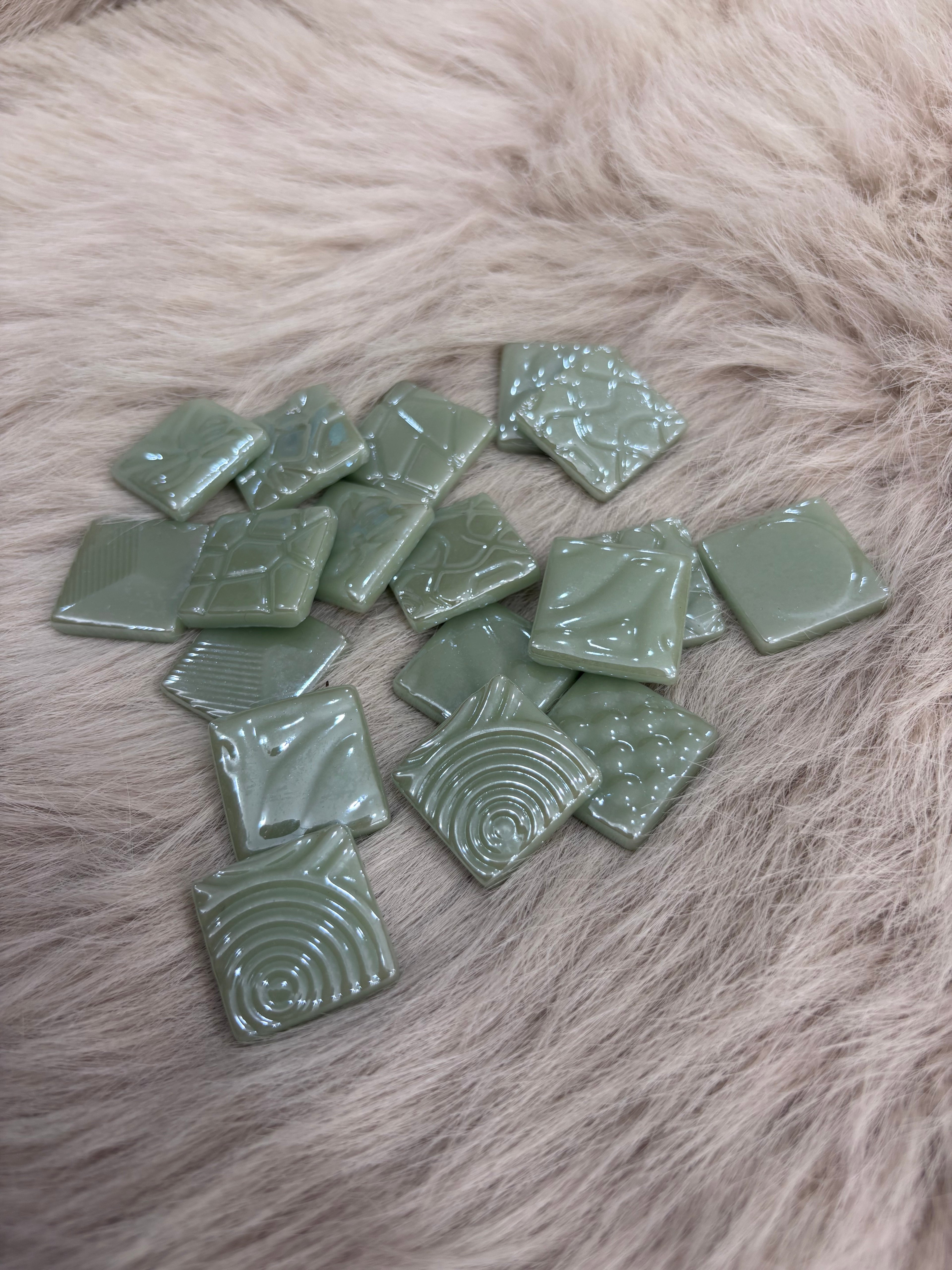 Sanatsal Dokulu Mozaik DC-07 25x25mm Açık Yeşil
