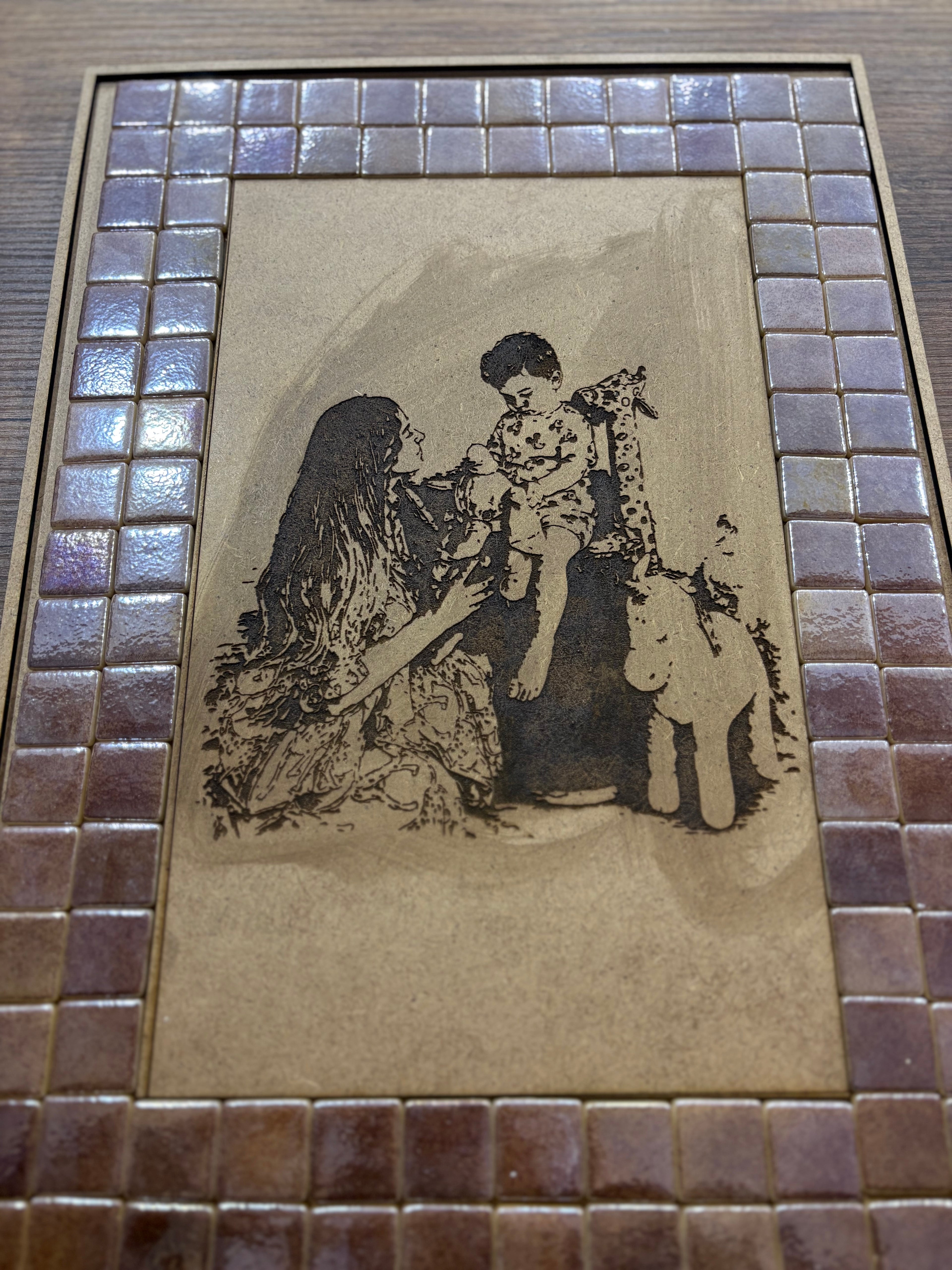 31x43cm Mozaik Tablo Ahşap Kazımalı (Anneler Günü Özel)