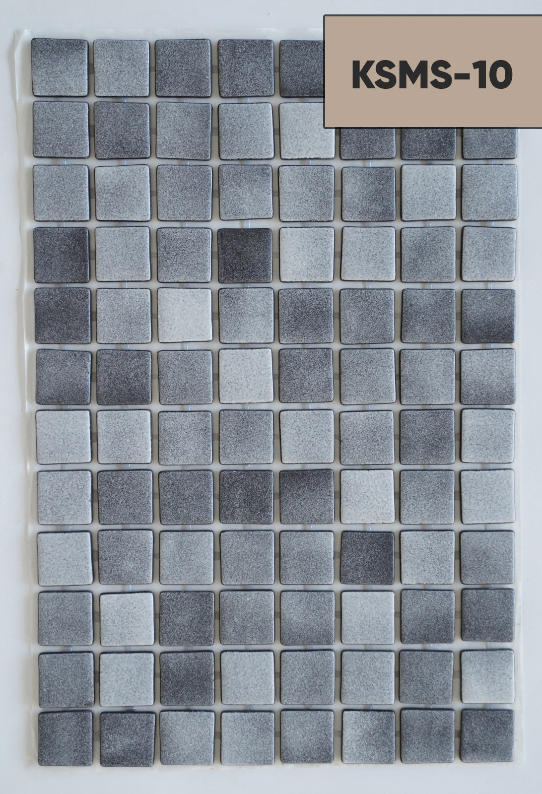 black-gray-havuz-mozaik