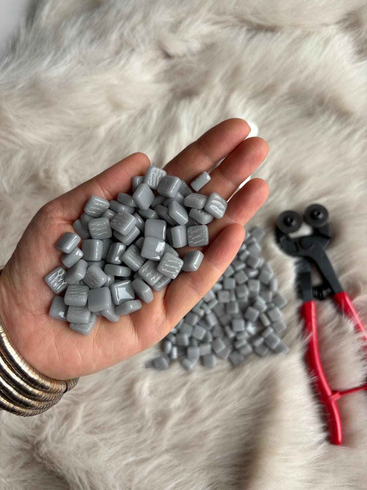 CM-05 Açık Gri Sanatsal Mozaik 10x10mm