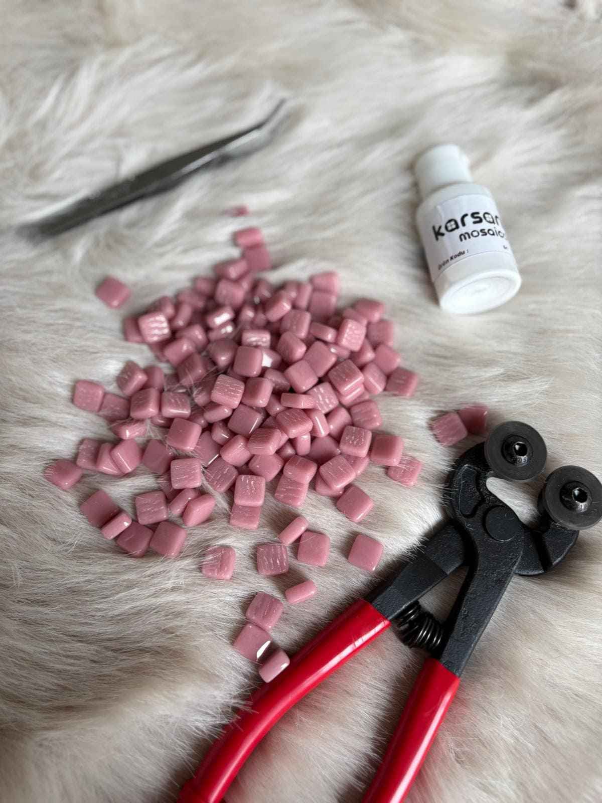 CM-14 Pembe Sanatsal Mozaik 10x10mm