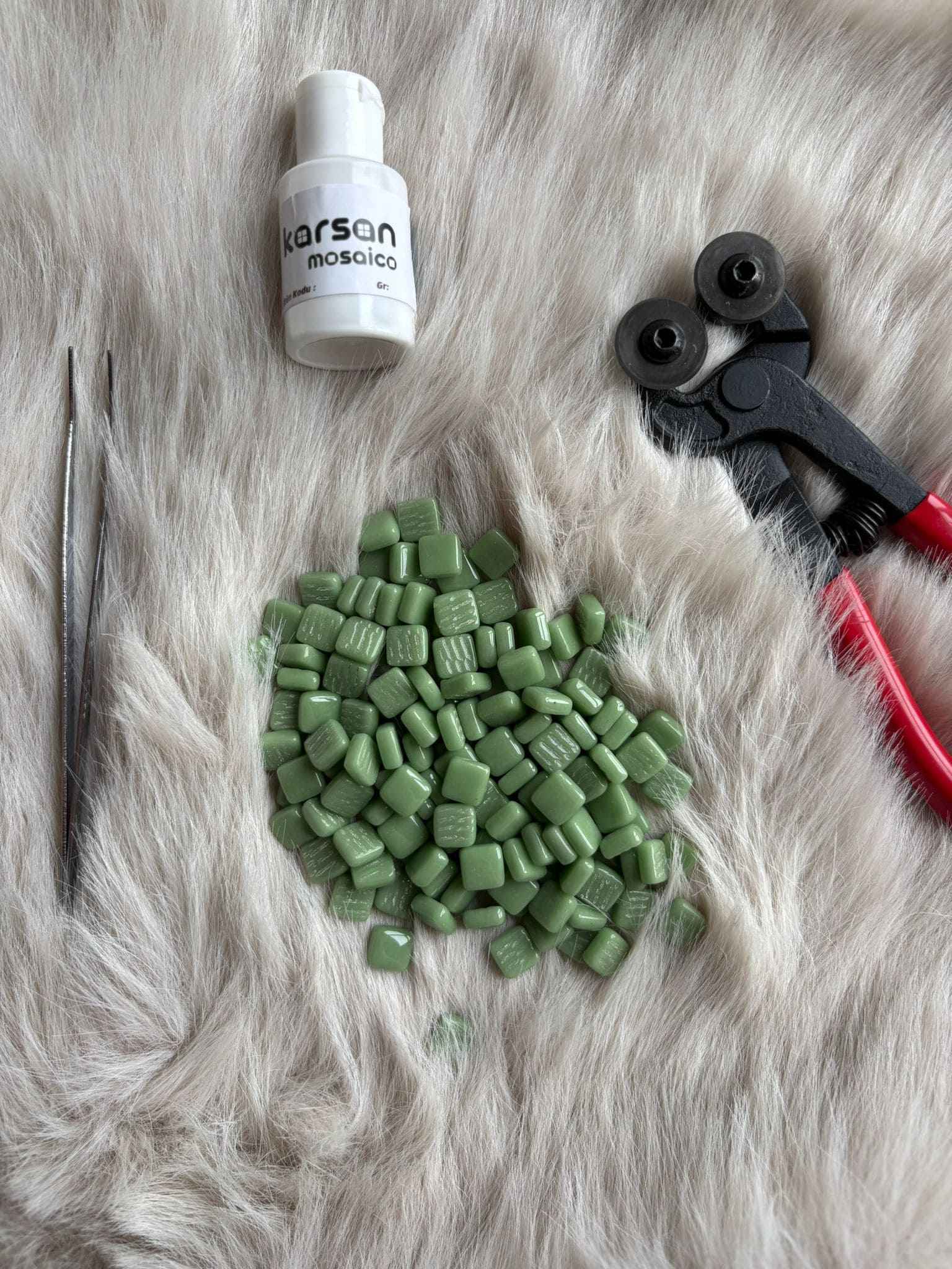 CM-18 Fıstık Yeşili Sanatsal Mozaik 10x10mm