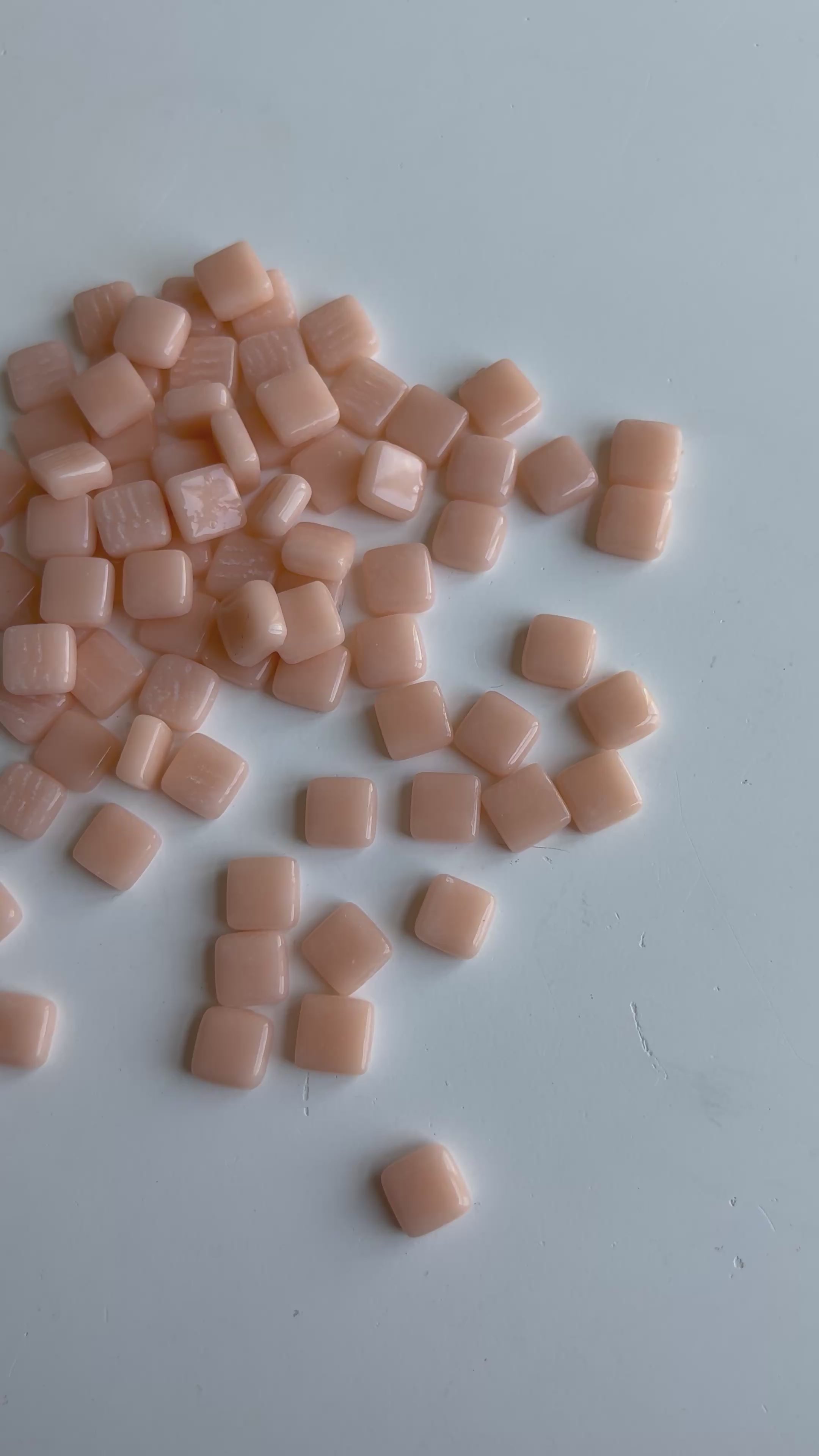 CM-24 Açık Yavru Ağzı Sanatsal Mozaik 10x10mm